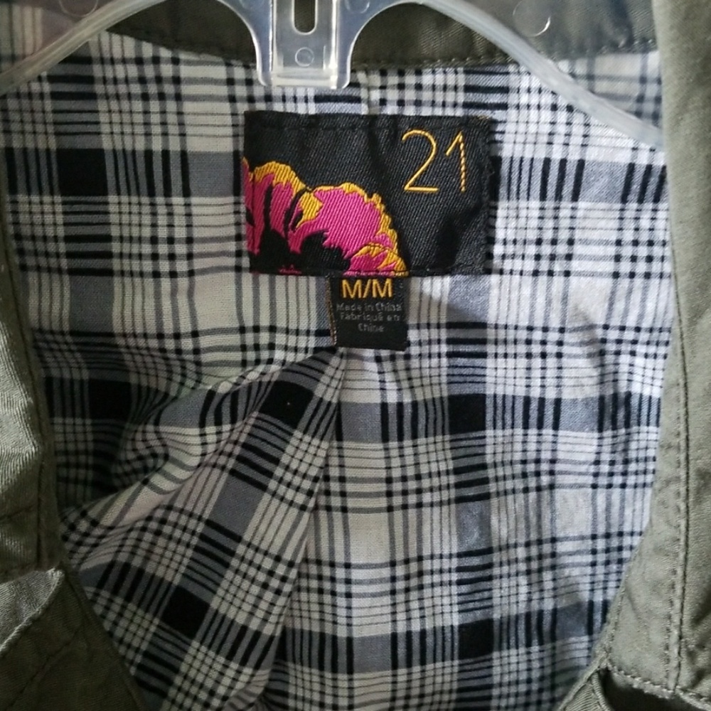 forever 21 green coat. - Picture 2 of 6